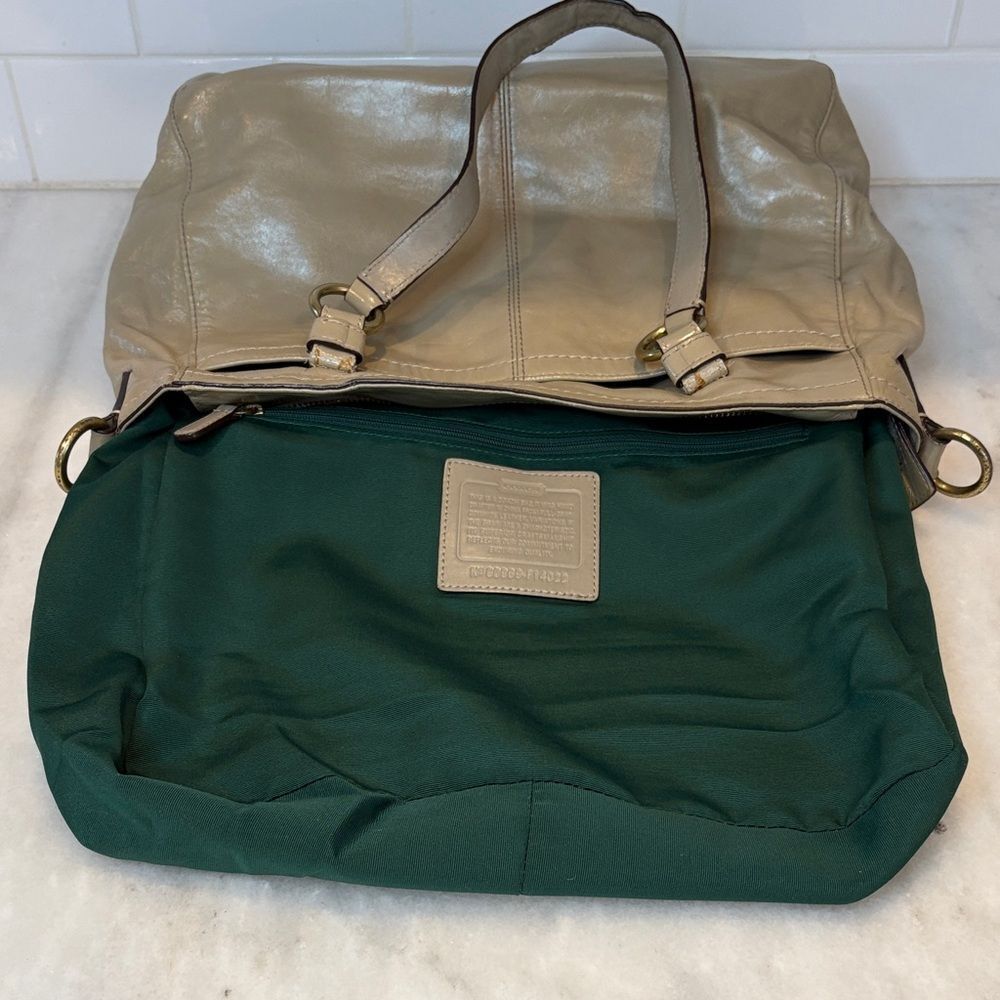Coach Bag Purse Handbag Leather Chelsea Taupe Patent Convertible Tote Satchel - Picture 13 of 16